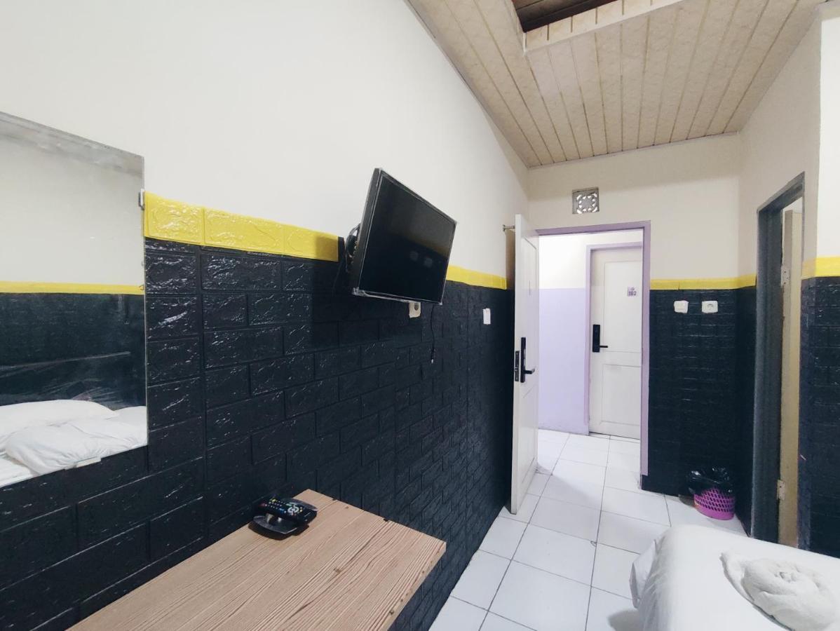 Superstar Residence Tomohon Redpartner Bagian luar foto